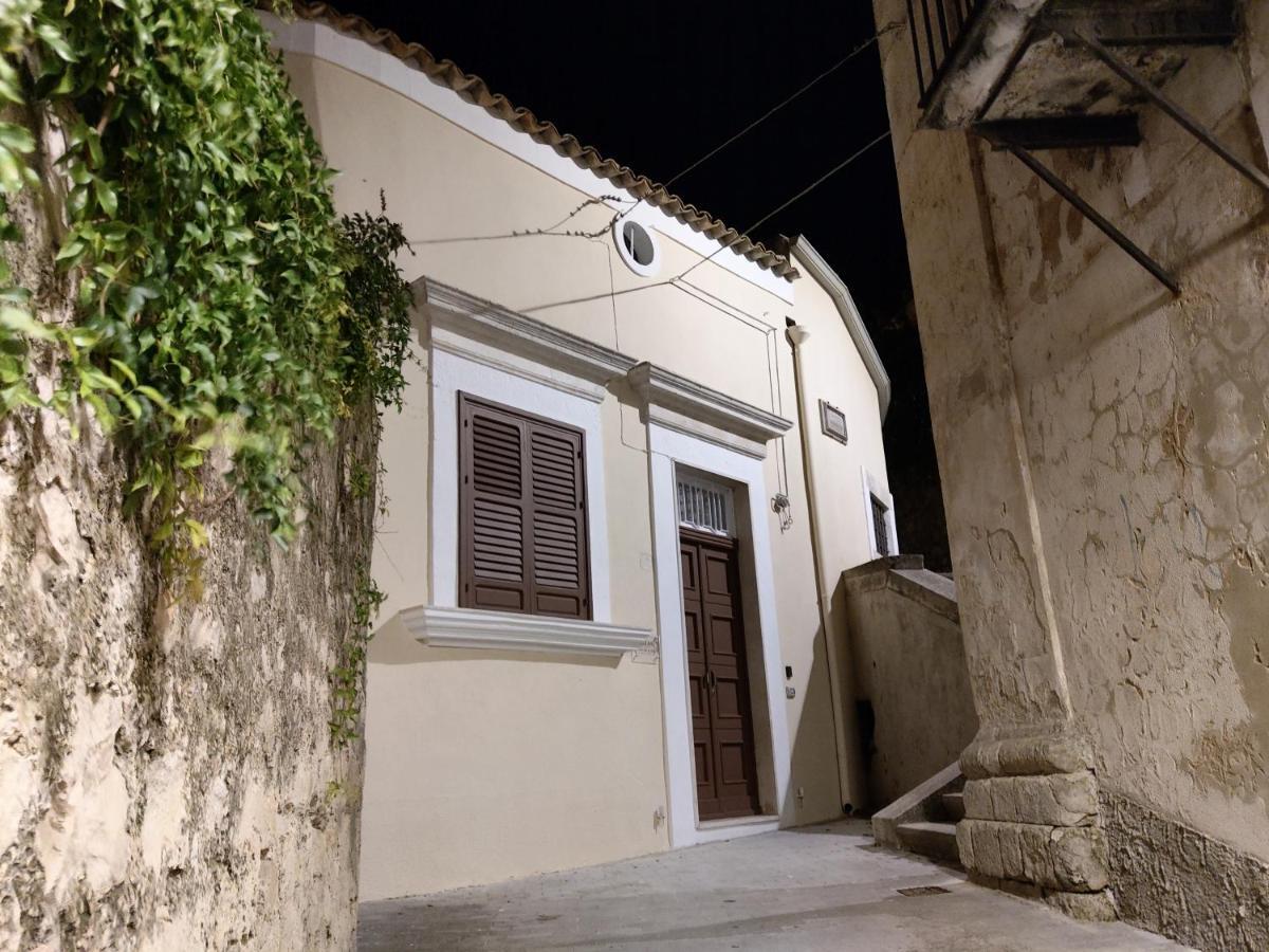Villa Casa Mavi Limite Delle Due Matrici Módica Exterior foto